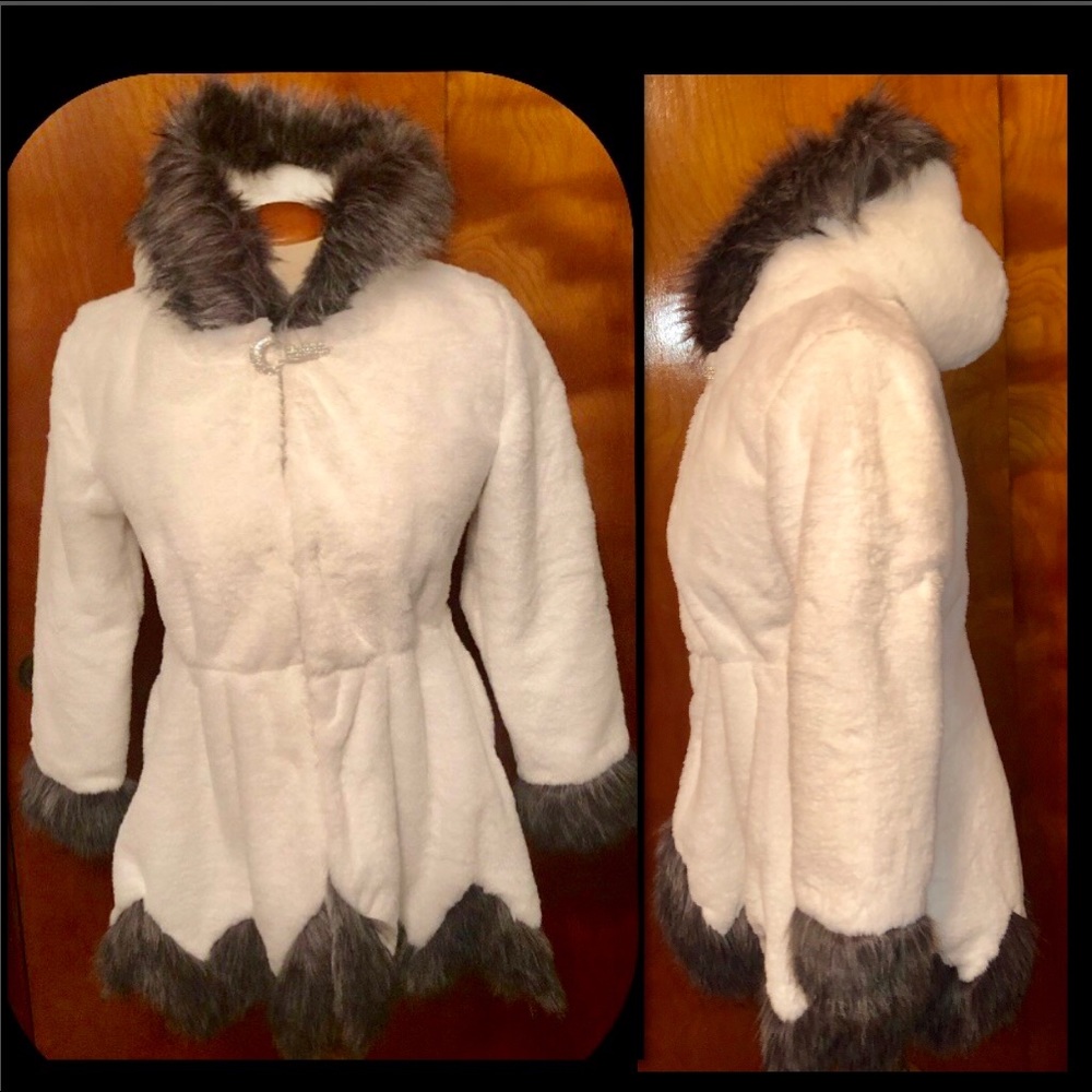 LUXURIOUS FAUX FOX FUR COAT - Picture 7 of 8